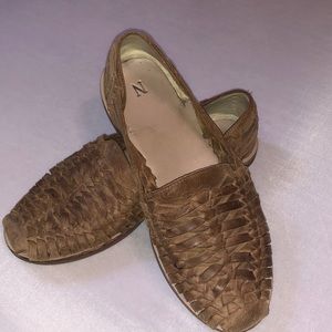 Nisolo huarache leather gently used sandals. Mens size 8.5